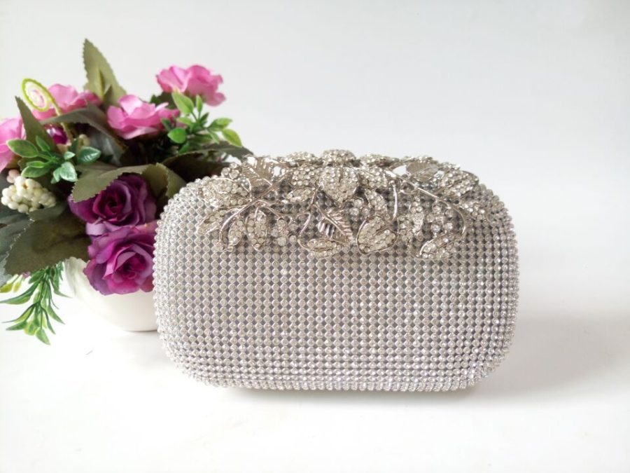 Leaf-shaped Flowers Diamond Dinner Clutch - Image 6
