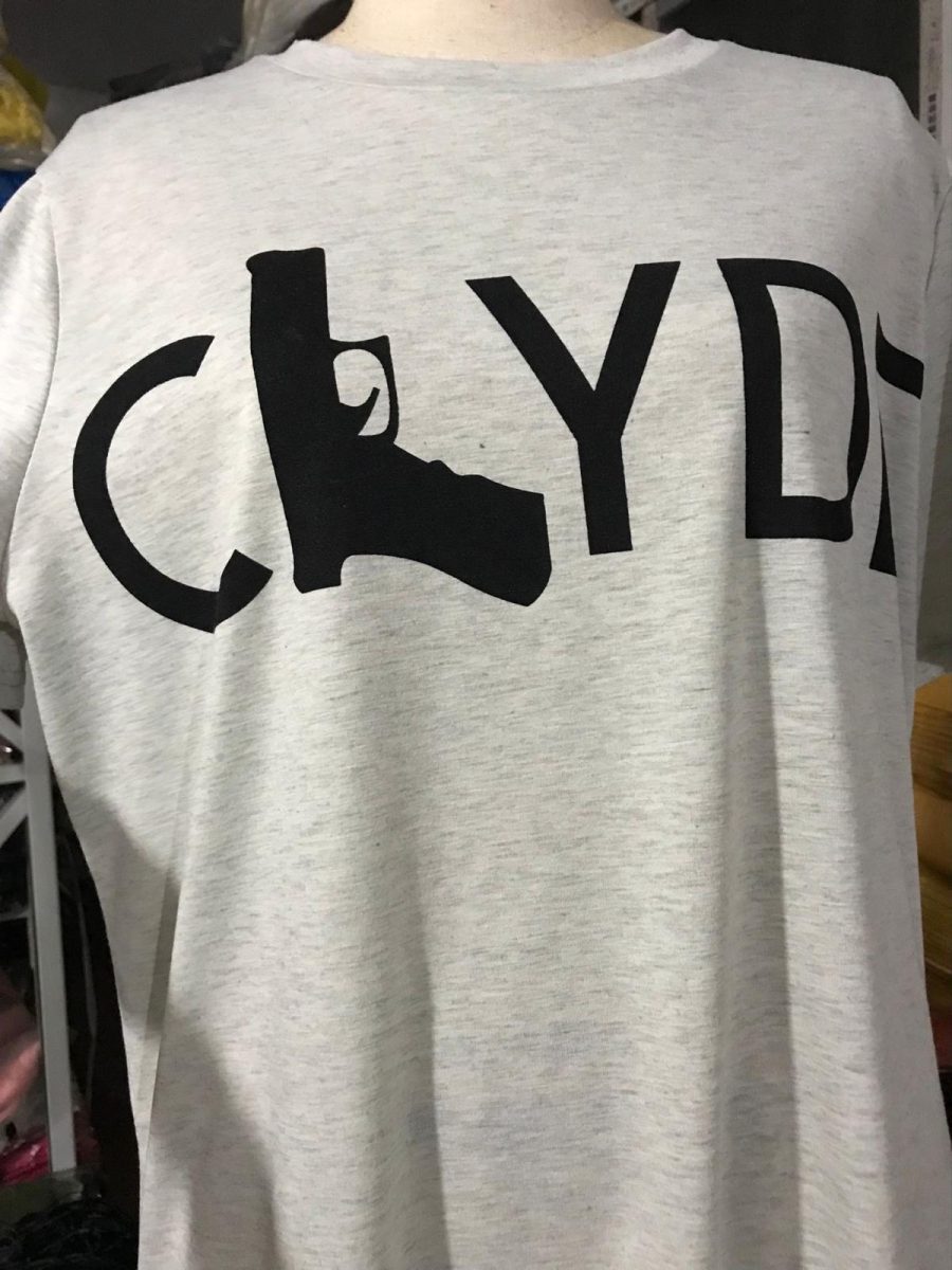 Customized T-shirts for men and women - Image 3