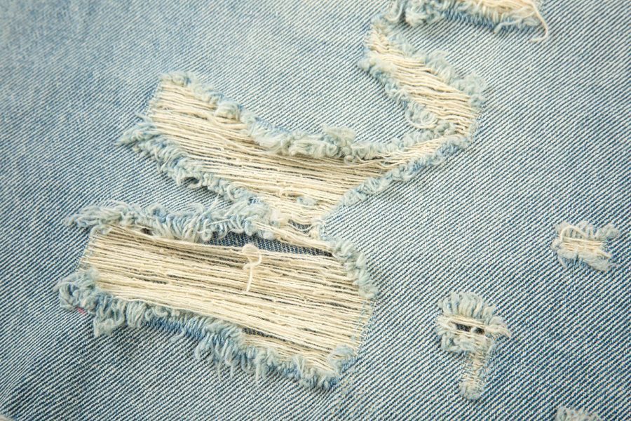 High Street Men's Washed Loose Whiskered Ripped Jeans - Image 6
