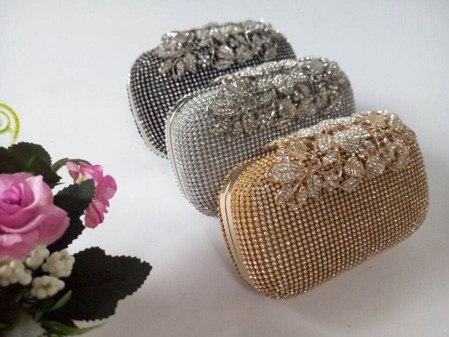 Leaf-shaped Flowers Diamond Dinner Clutch - Image 2