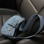 Niche American Retro Hot Girl Y2g Punk Studded Shoulder Bag - Image 10