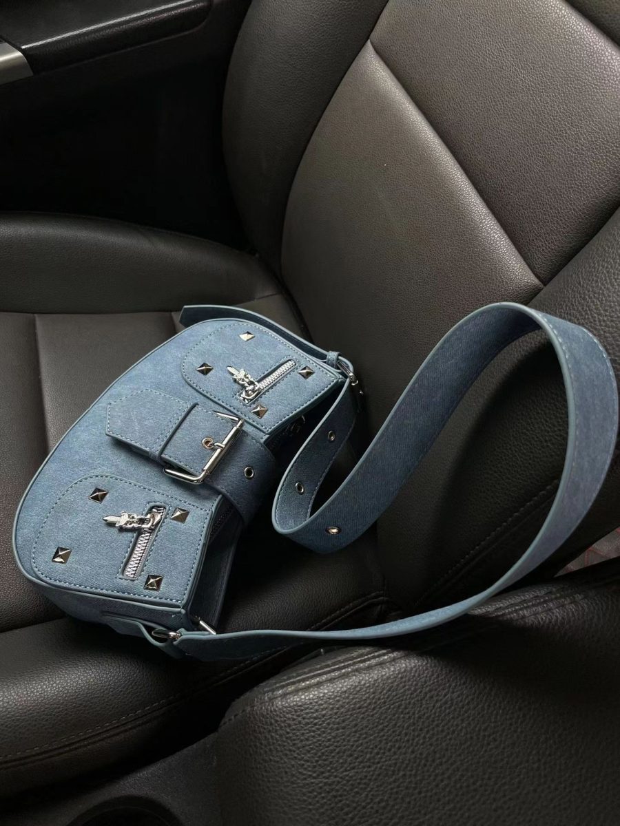 Niche American Retro Hot Girl Y2g Punk Studded Shoulder Bag - Image 10