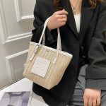 Spring Straw Woven Large Capacity Women's Portable Shoulder Bag - Image 2