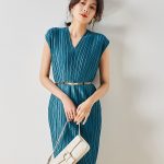 Vintage Inspired Pleated Midi Dress - Image 2