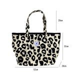 Large Capacity Animal Pattern Canvas Shoulder Bag - Image 8