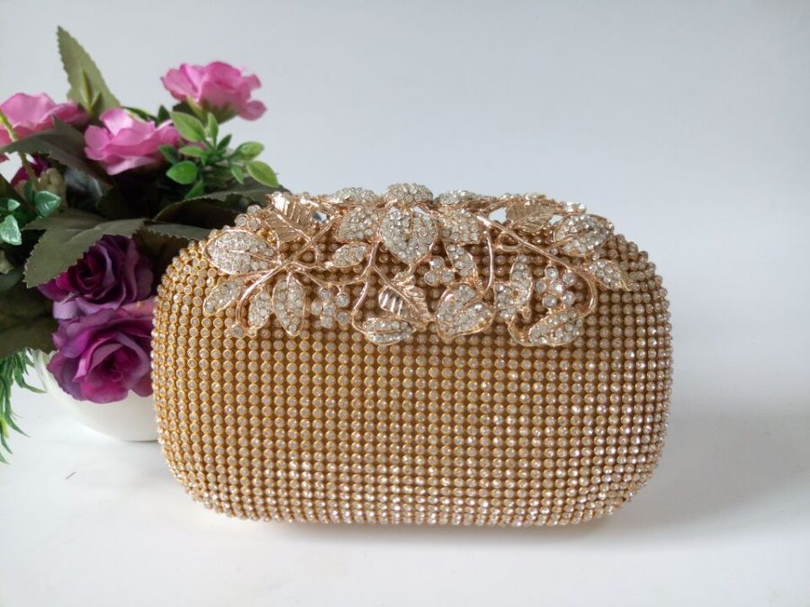 Leaf-shaped Flowers Diamond Dinner Clutch - Image 5