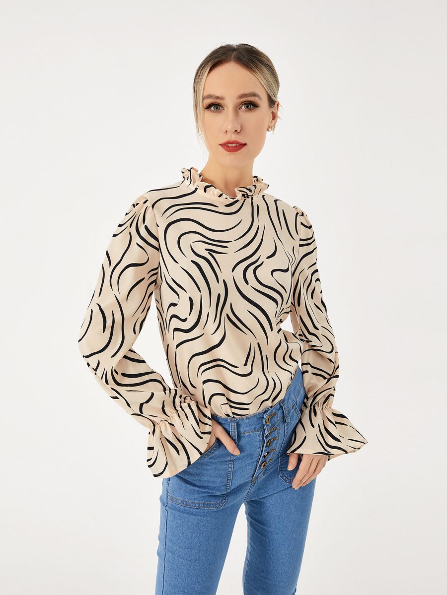 Ladies Graphic Casual Balloon Sleeve Shirt - Image 4