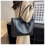 Commuter One Shoulder Tote Handbag - Image 10
