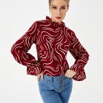 Ladies Graphic Casual Balloon Sleeve Shirt - Image 5