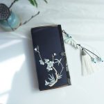 Women's Fashion Artistic Retro Embroidery Clutch Purse - Image 8