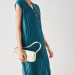 Vintage Inspired Pleated Midi Dress - Image 4