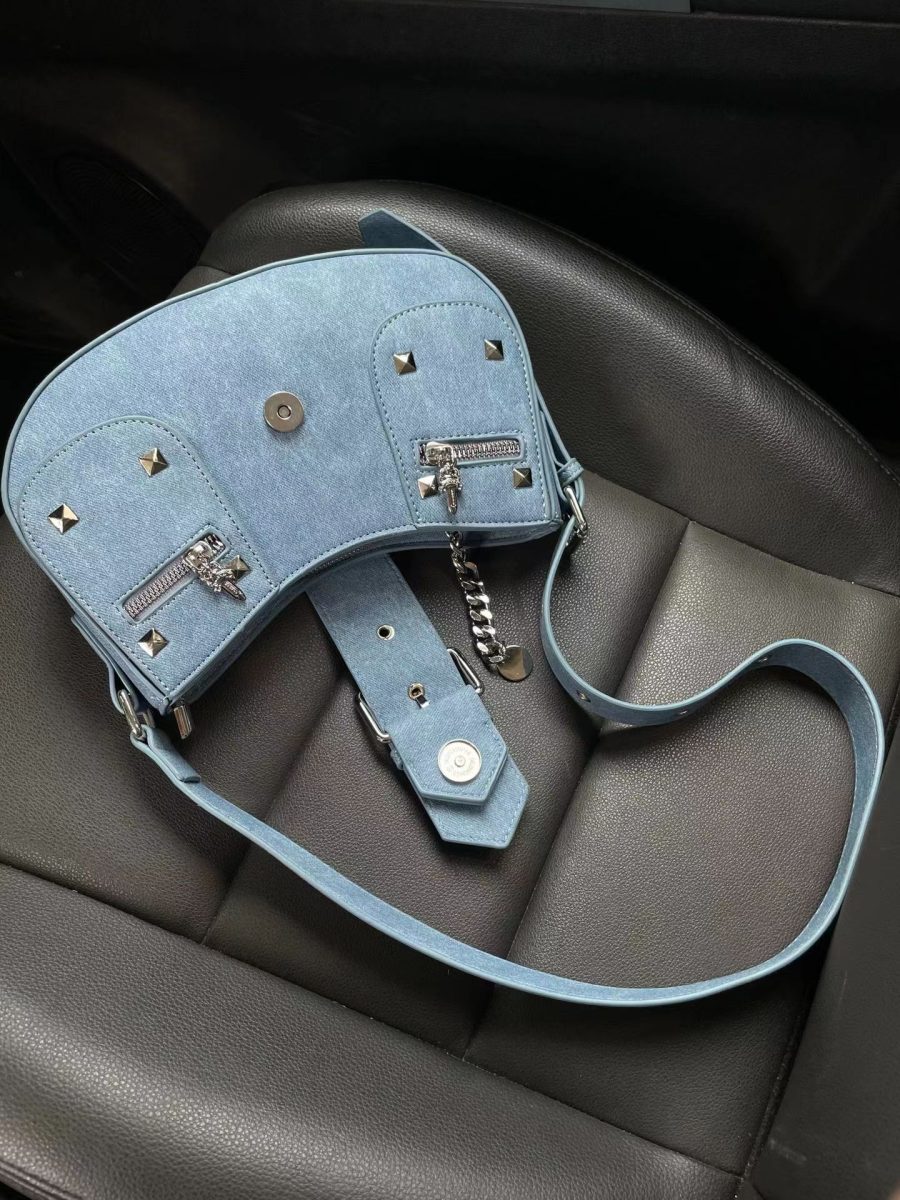 Niche American Retro Hot Girl Y2g Punk Studded Shoulder Bag - Image 7