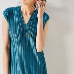 Vintage Inspired Pleated Midi Dress - Image 3