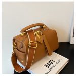 Summer All-matching Shoulder Messenger Texture Popular Hot-selling Product Hand Holding Pillow Bag - Image 9
